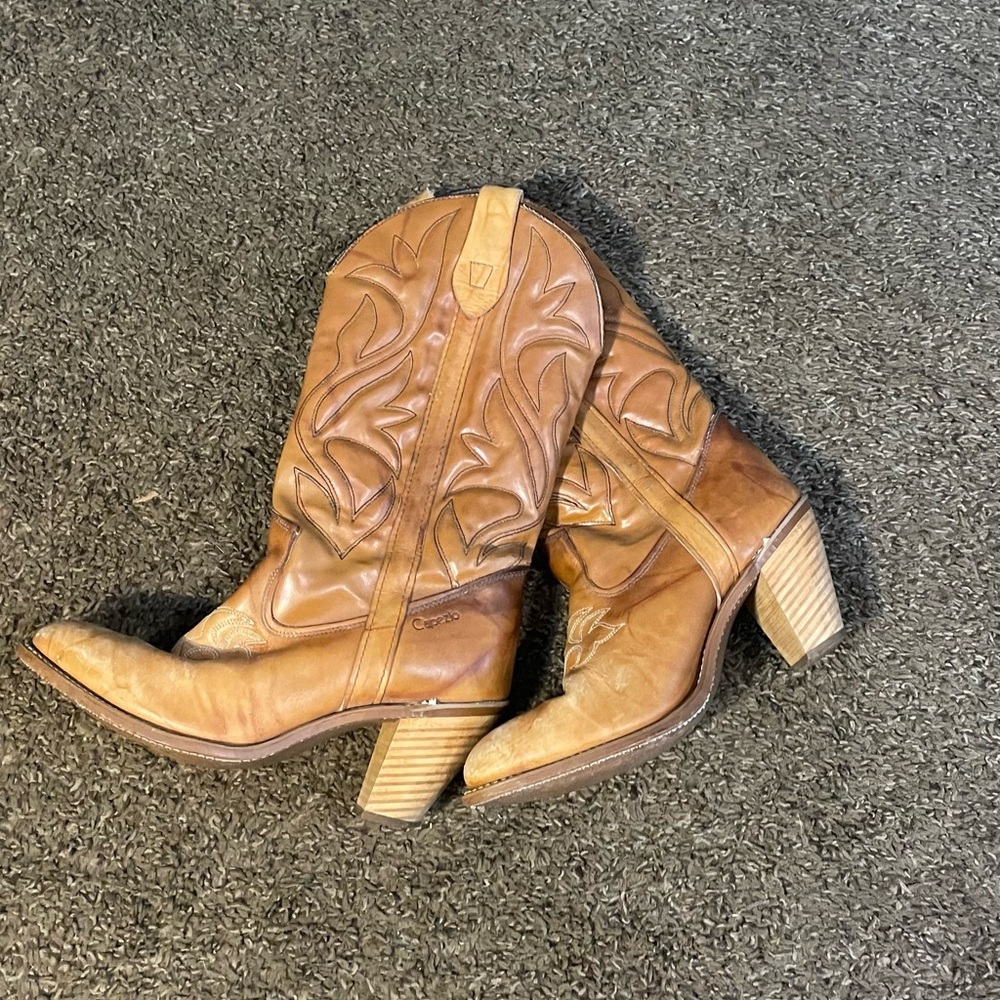 Capezio Tan Western Boots